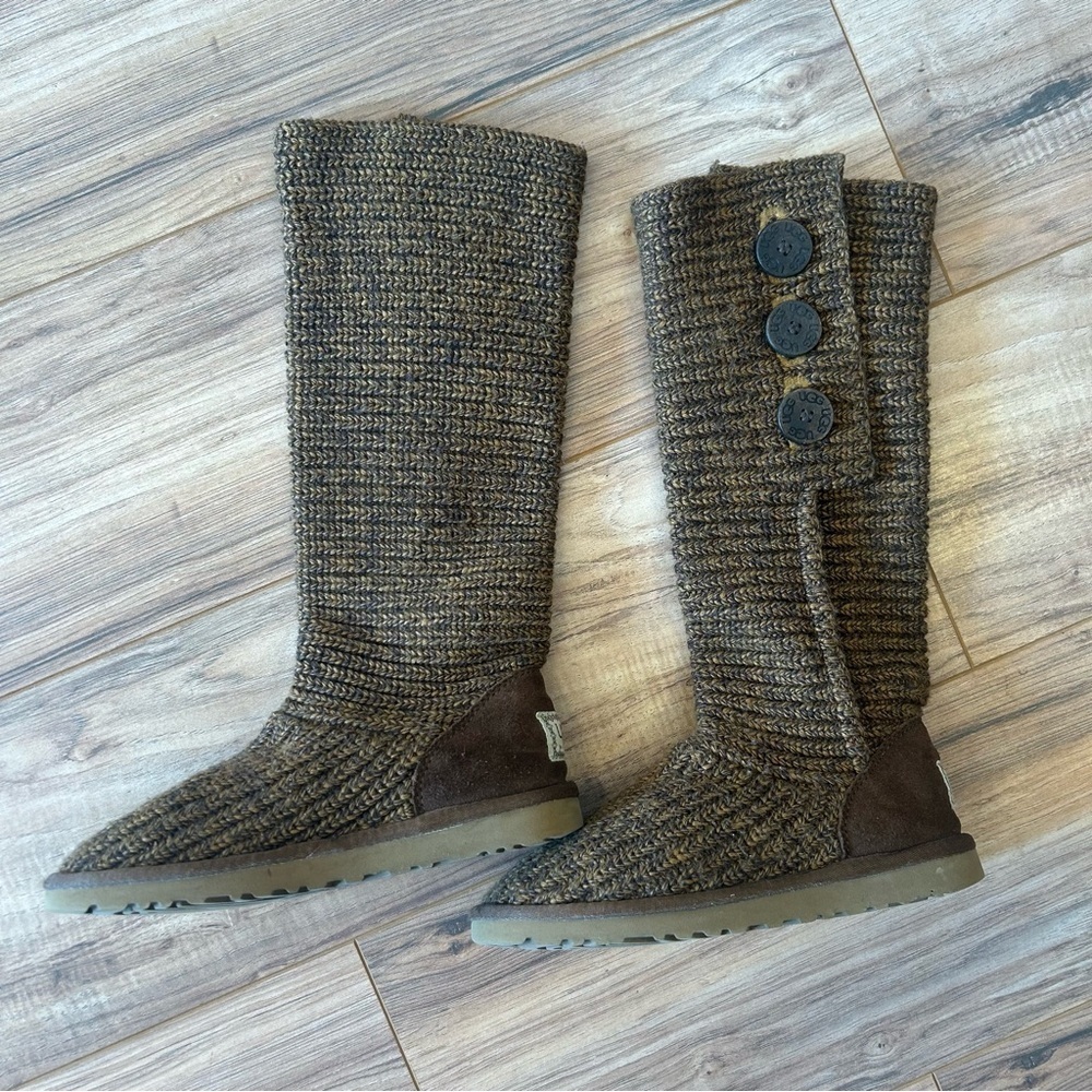 UGG Australia Classic Cardy Brown Knit Button Boots Women’s 6 Tall Cozy - Picture 6 of 7